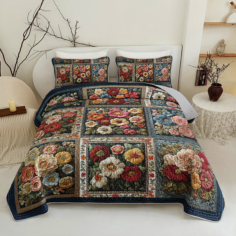 Vintage roses pattern quilted bedspread set