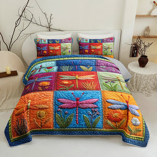 Dragonflies pattern quilted bedspread set